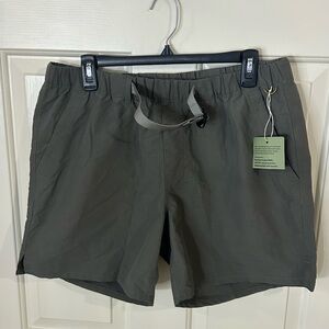 REI Trail Made Shorts Mens Medium Hiking Zip Pocket UPF 50 Gray Ripstop 6” NWT